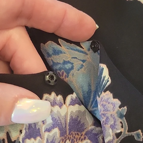 Johnny Was Silk Blouse - Picture 14 of 14